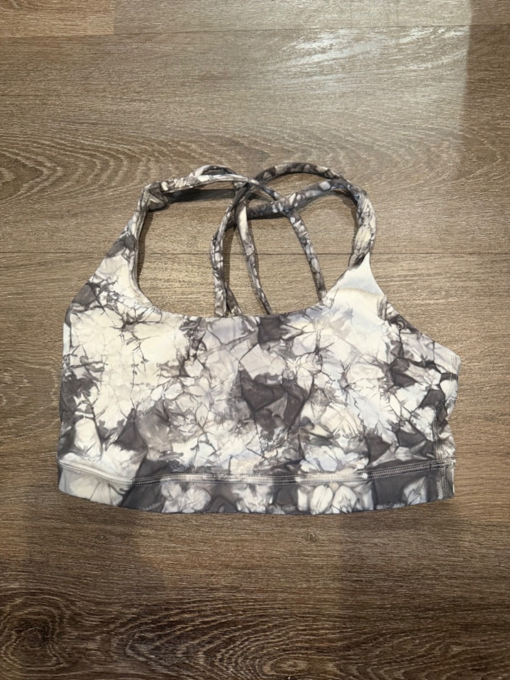 Lululemon Energy Bra 6 *Shibori Dual Shibori Antique White Baltic Grey